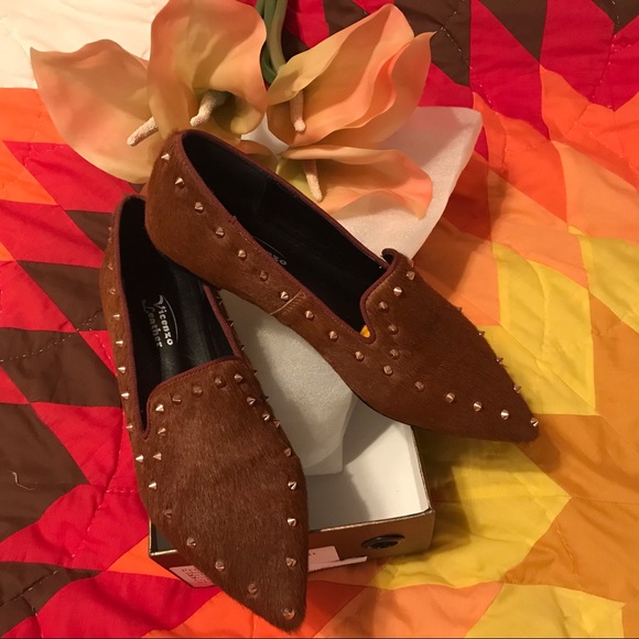 🆕Vincenzo  Leather Hair-on Gold-Studded Flats 8 - Picture 3 of 8